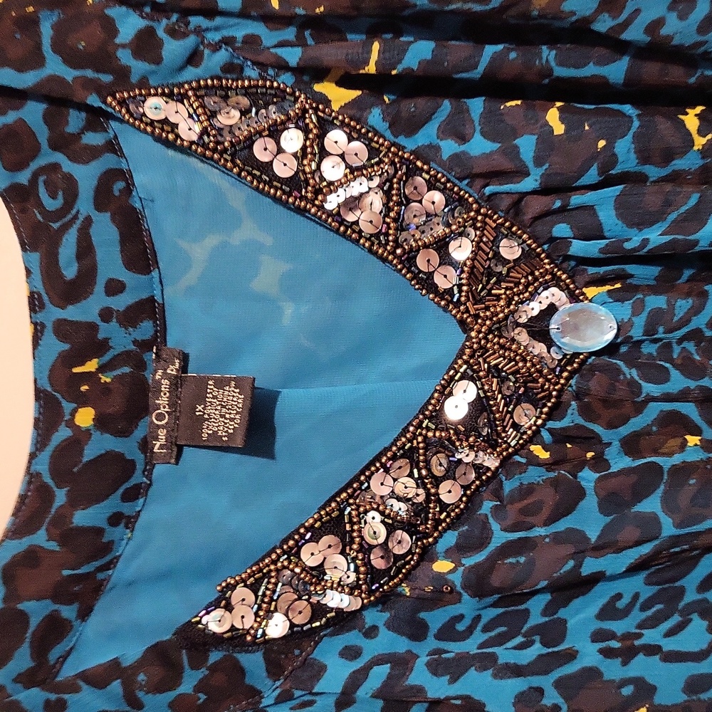Beautiful  teal blouse - Picture 3 of 4